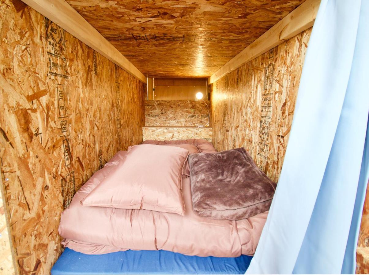 Clione Campground Hostel ชาริ ภายนอก รูปภาพ