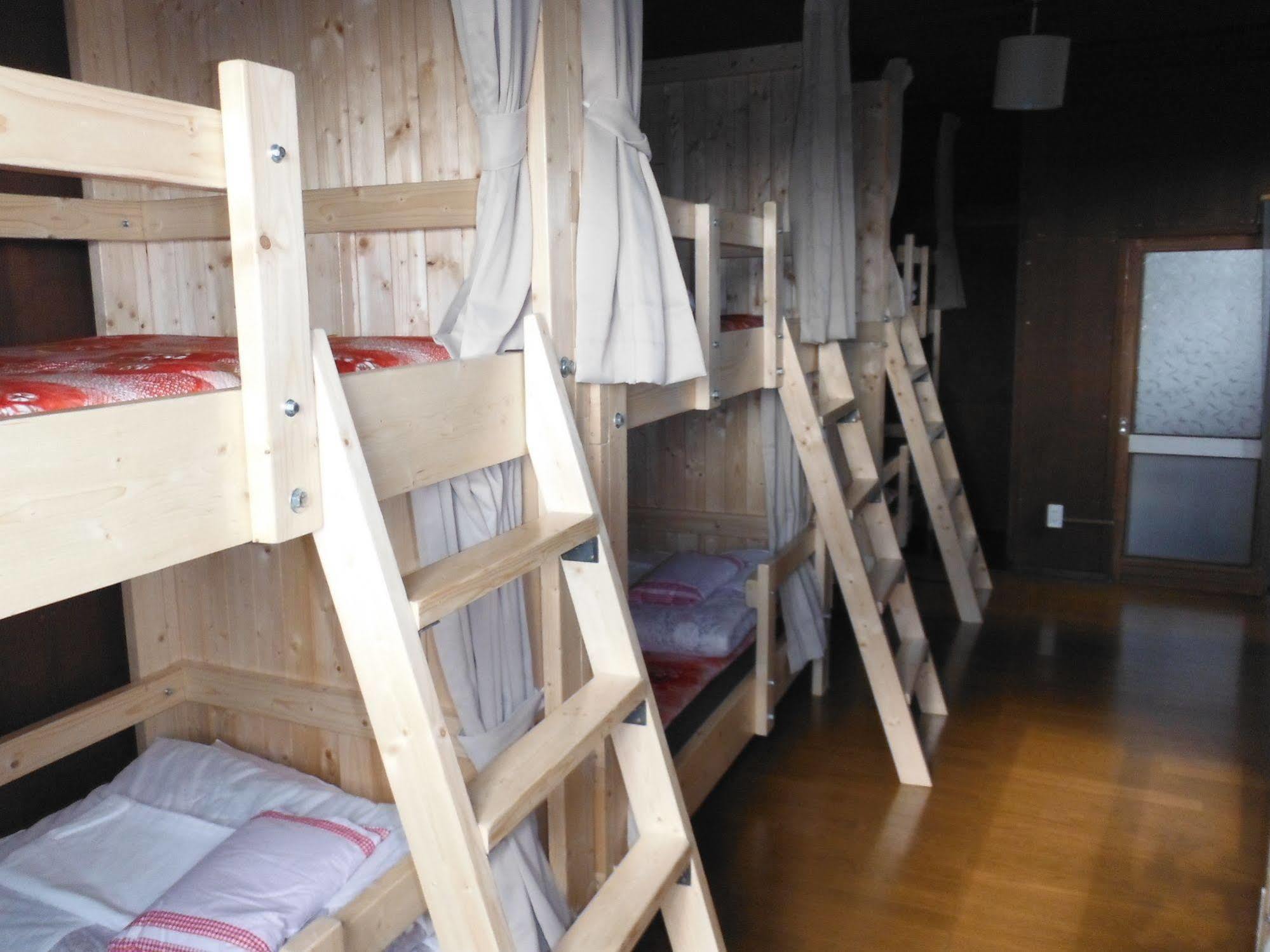 Clione Campground Hostel ชาริ ภายนอก รูปภาพ