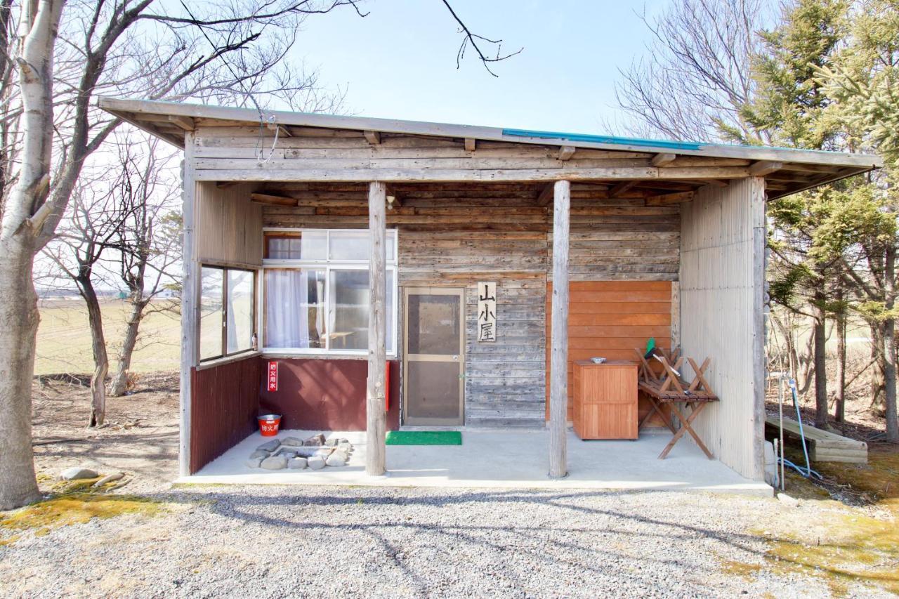 Clione Campground Hostel ชาริ ภายนอก รูปภาพ