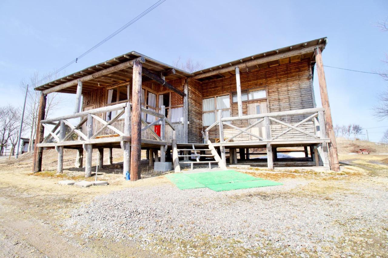 Clione Campground Hostel ชาริ ภายนอก รูปภาพ