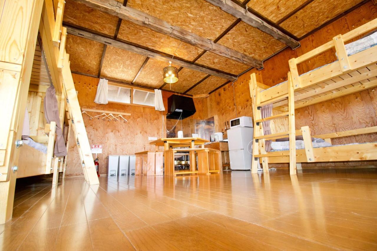 Clione Campground Hostel ชาริ ภายนอก รูปภาพ