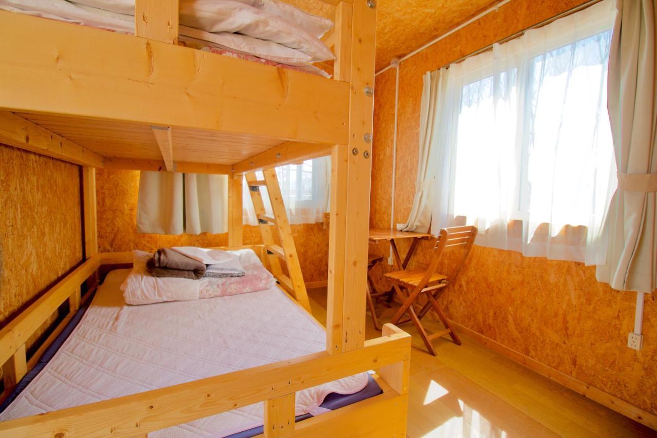 Clione Campground Hostel ชาริ ภายนอก รูปภาพ