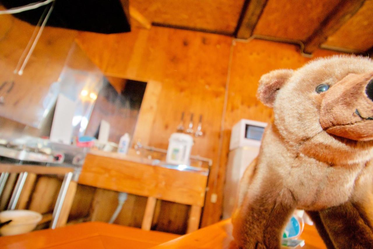 Clione Campground Hostel ชาริ ภายนอก รูปภาพ